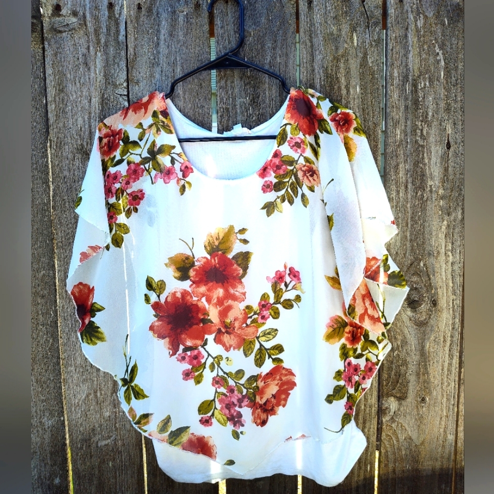 Women's maternity sz lrg floral blouse